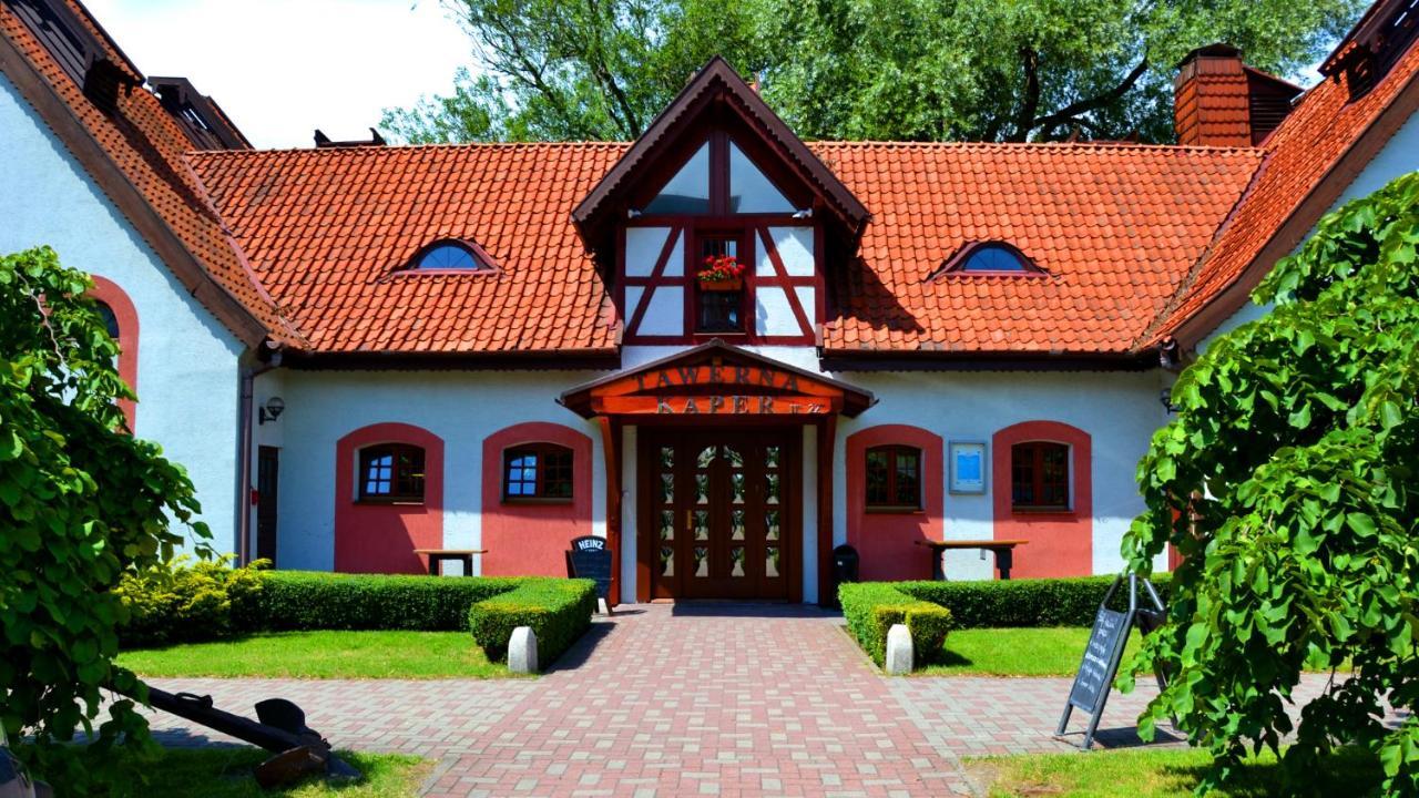Tawerna Kaper Hotel Iława Buitenkant foto